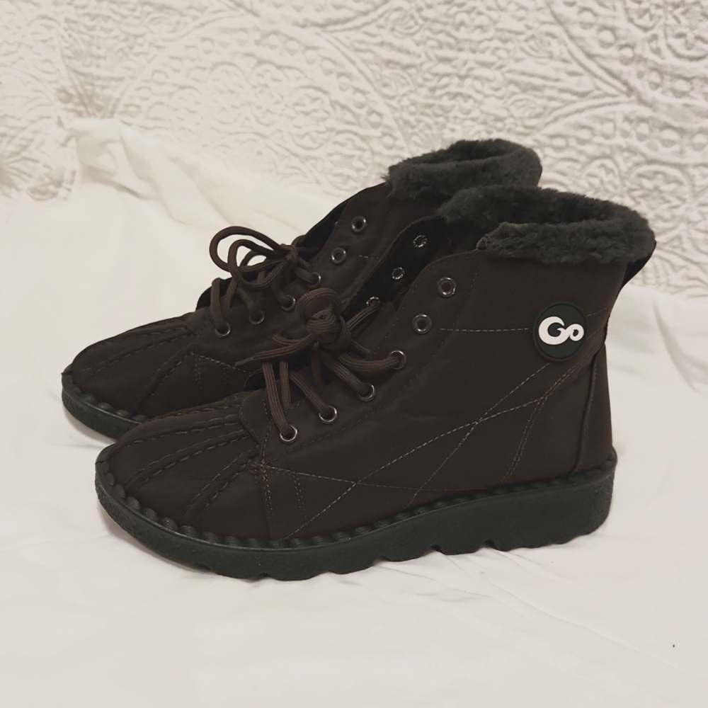 New! Brown snow boots warm fur lined lace up outdoor booties waterproof